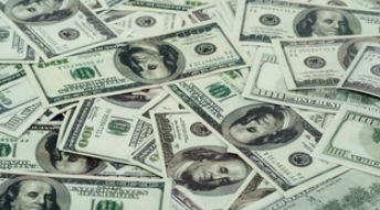 李强主持国务院第十七次专题学习